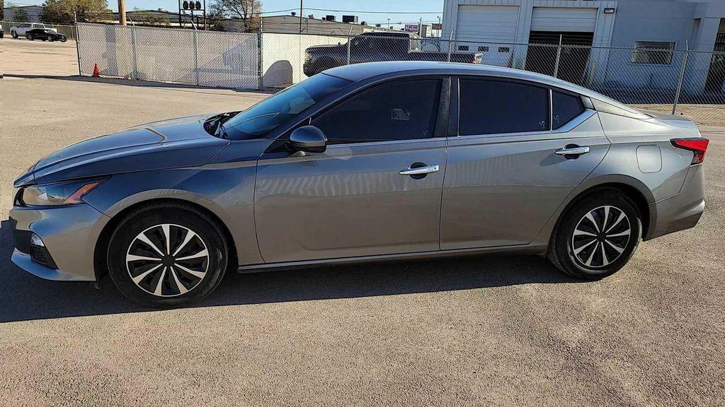 used 2022 Nissan Altima car, priced at $21,500