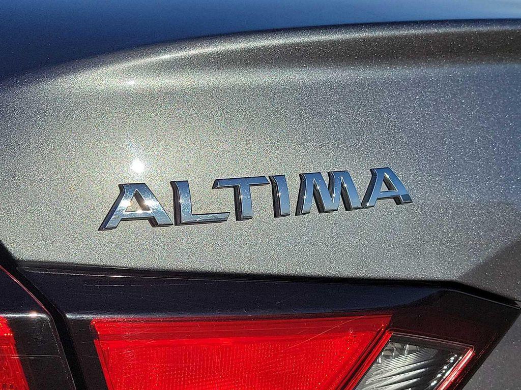 used 2022 Nissan Altima car, priced at $21,500