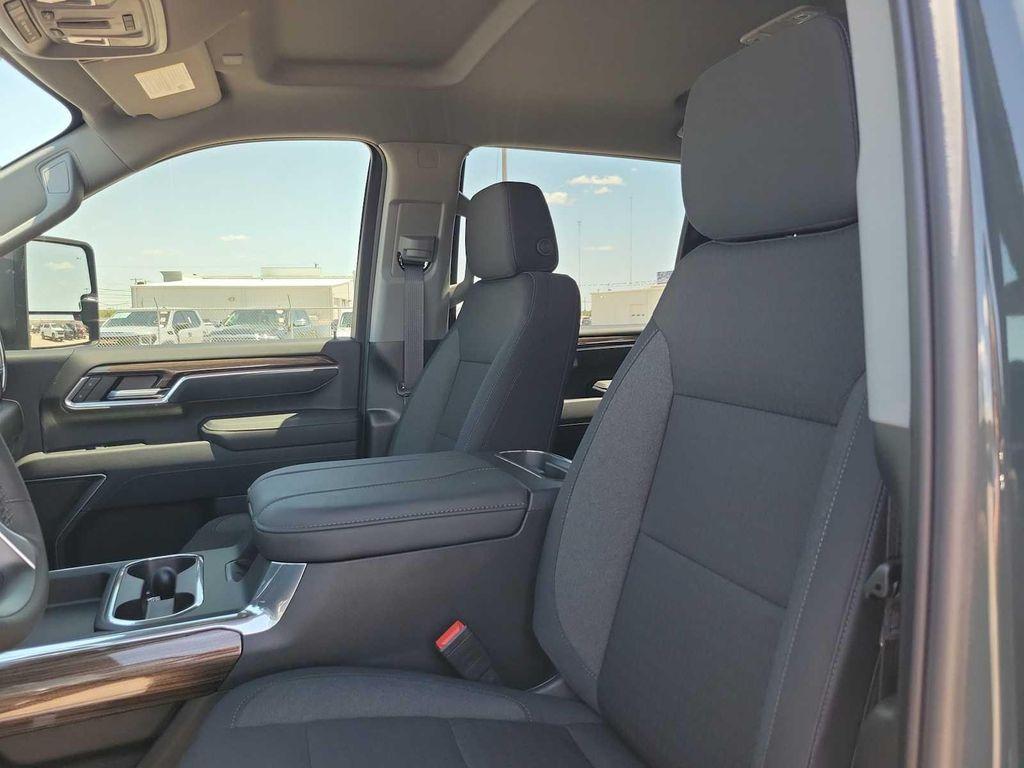 new 2025 Chevrolet Silverado 2500 car, priced at $67,135