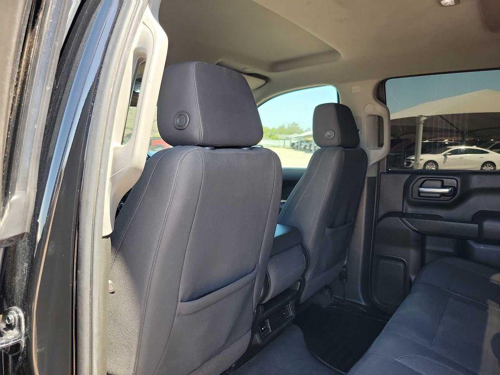 used 2022 Chevrolet Silverado 1500 car, priced at $31,000