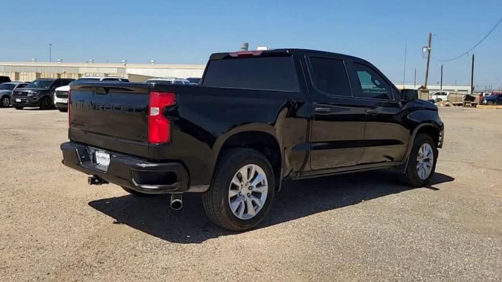 used 2022 Chevrolet Silverado 1500 car, priced at $31,000