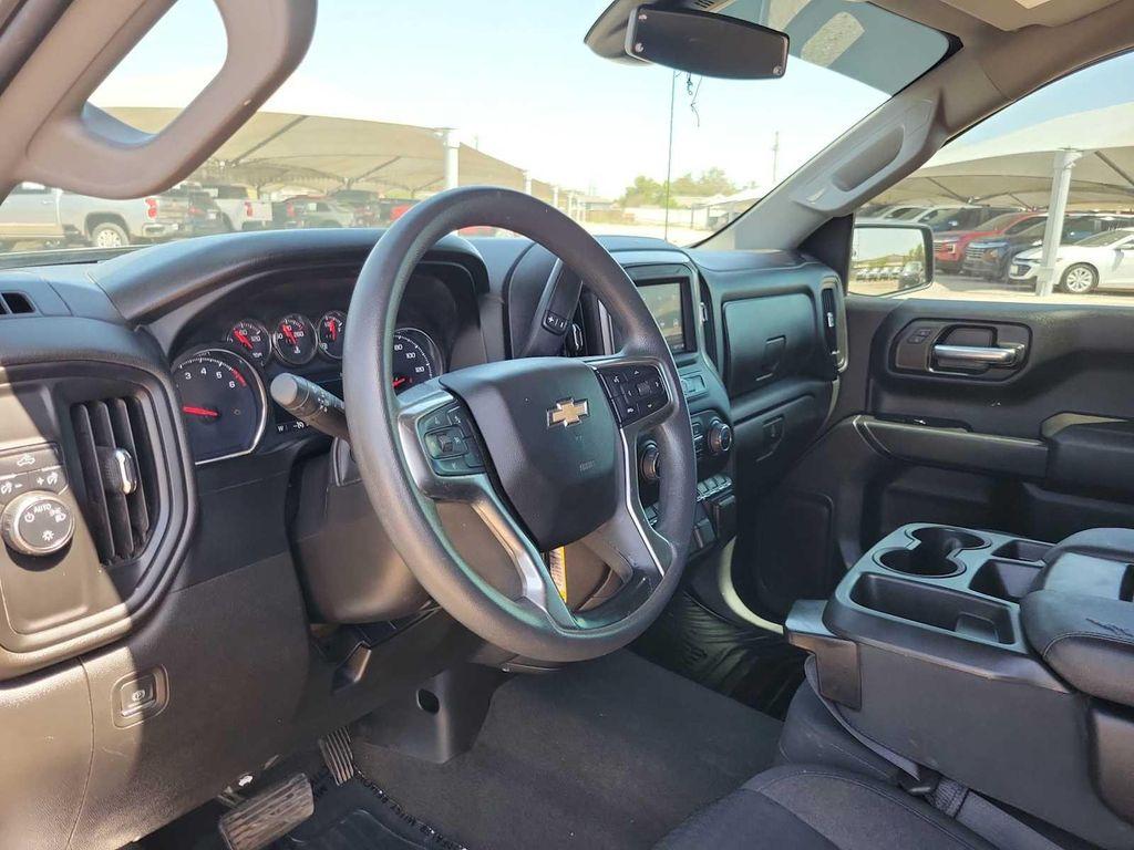 used 2022 Chevrolet Silverado 1500 car, priced at $31,000