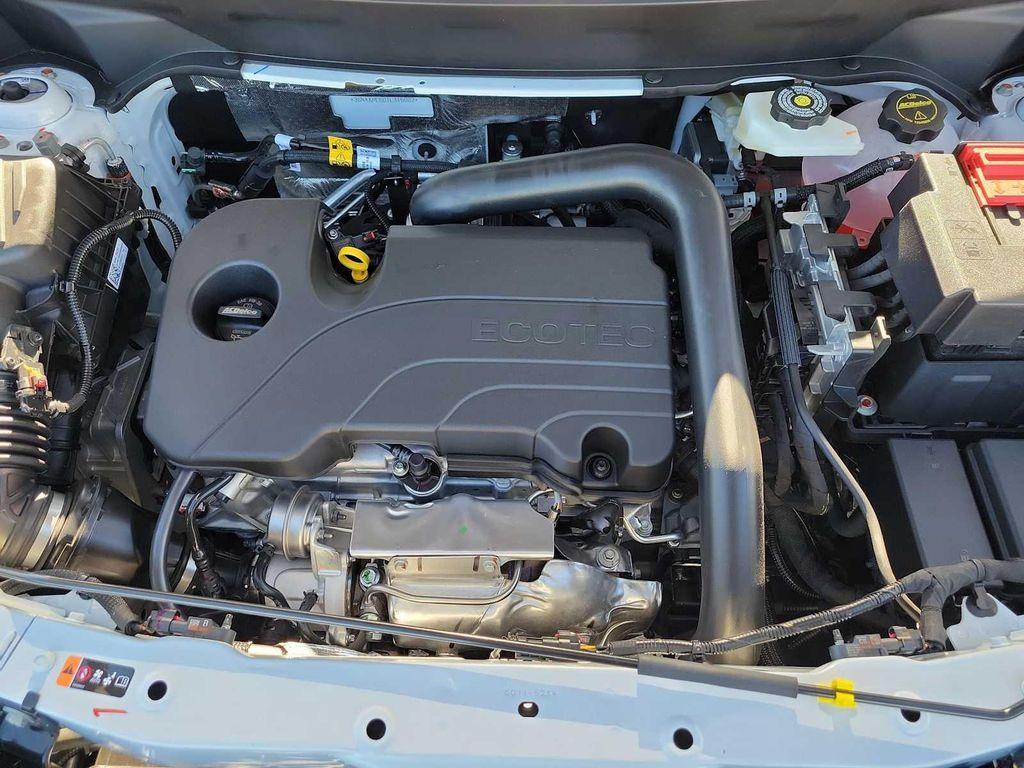 new 2026 Chevrolet Equinox car, priced at $30,495