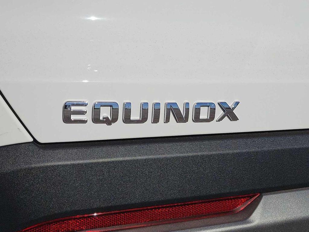 new 2026 Chevrolet Equinox car, priced at $30,495