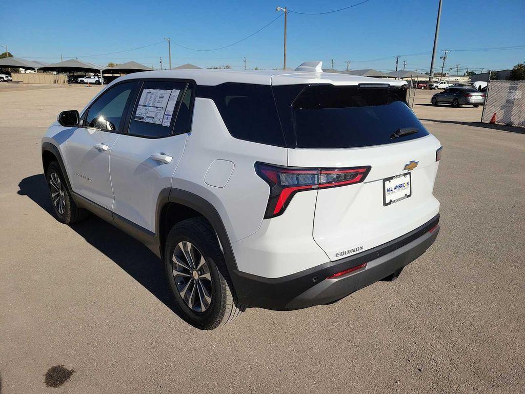 new 2026 Chevrolet Equinox car, priced at $30,495