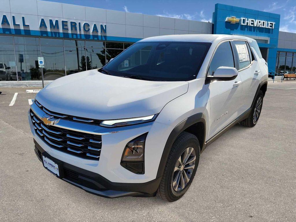 new 2026 Chevrolet Equinox car, priced at $30,495