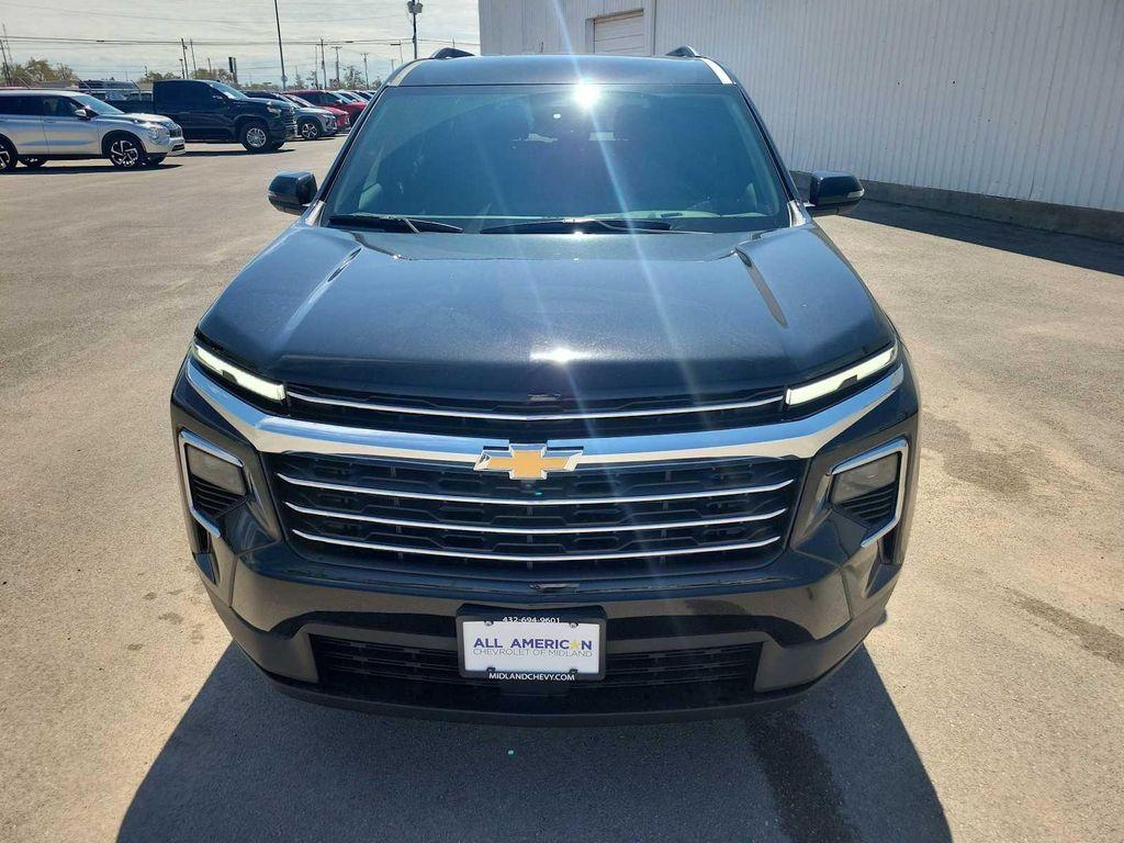 new 2026 Chevrolet Traverse car, priced at $43,920