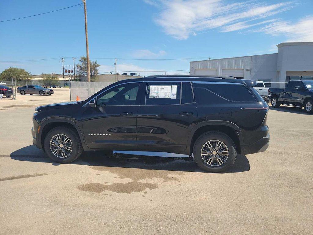 new 2026 Chevrolet Traverse car, priced at $43,920