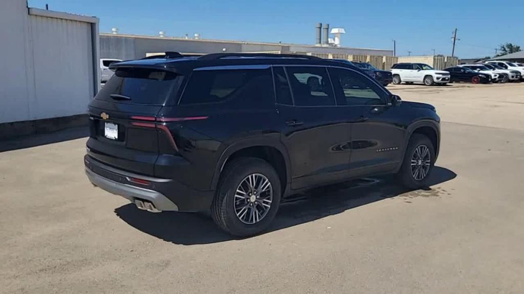 new 2026 Chevrolet Traverse car, priced at $43,920