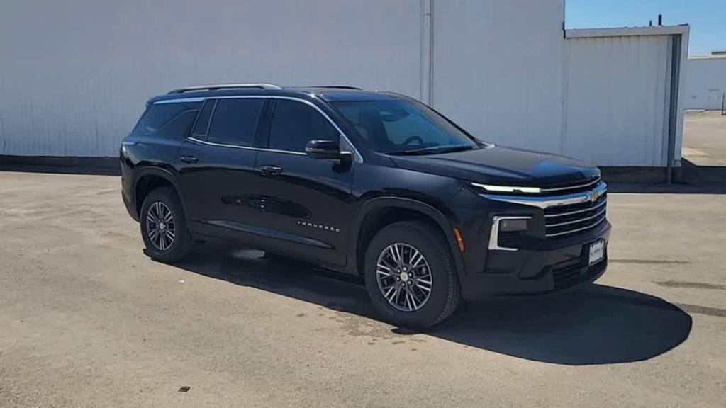 new 2026 Chevrolet Traverse car, priced at $43,920