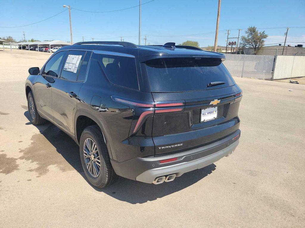 new 2026 Chevrolet Traverse car, priced at $43,920