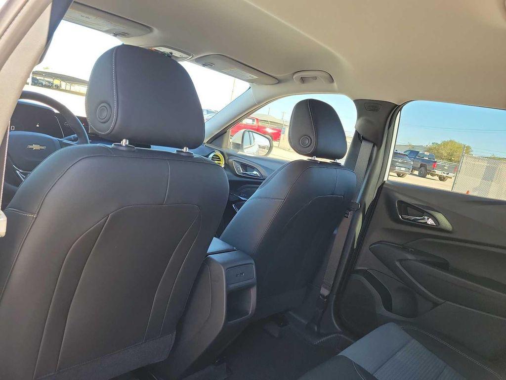 new 2026 Chevrolet Trax car, priced at $25,090