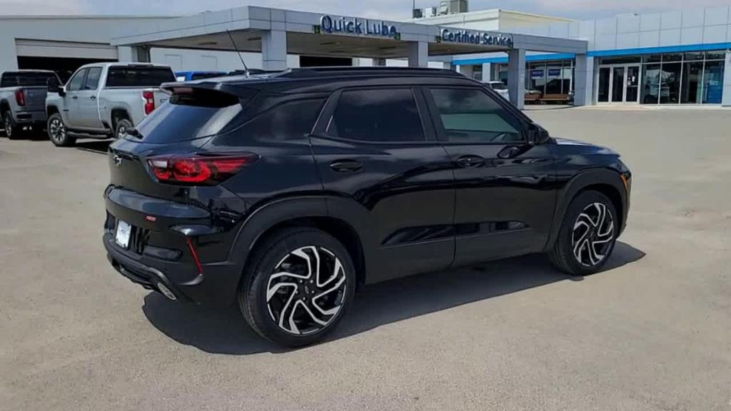 new 2026 Chevrolet TrailBlazer car, priced at $33,270