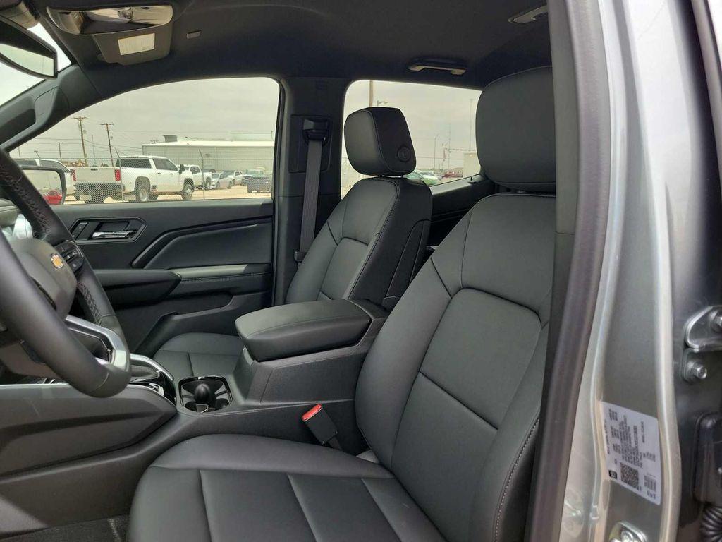 new 2025 Chevrolet Colorado car, priced at $42,160