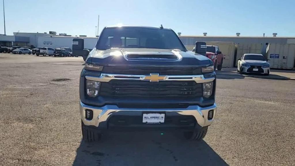 new 2025 Chevrolet Silverado 2500 car, priced at $66,500