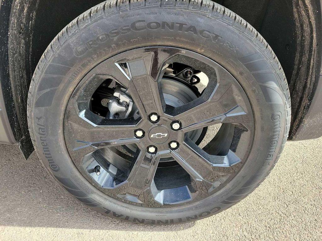 new 2026 Chevrolet Equinox car, priced at $36,030