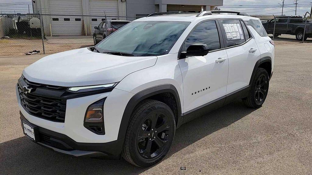 new 2026 Chevrolet Equinox car, priced at $36,030