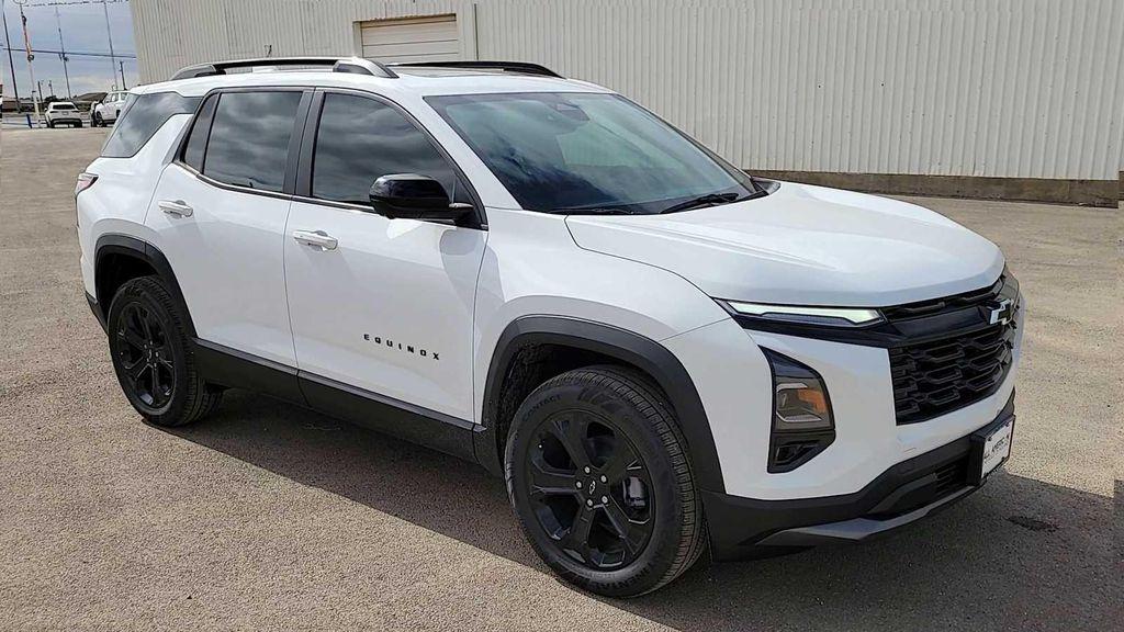 new 2026 Chevrolet Equinox car, priced at $36,030