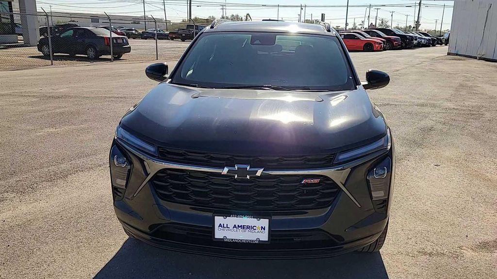 new 2025 Chevrolet Trax car, priced at $26,690