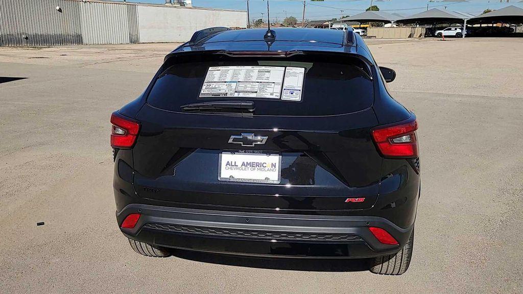 new 2025 Chevrolet Trax car, priced at $26,690