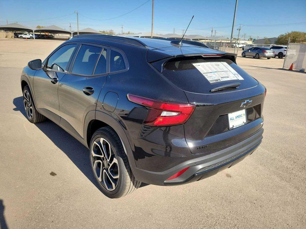 new 2025 Chevrolet Trax car, priced at $26,690