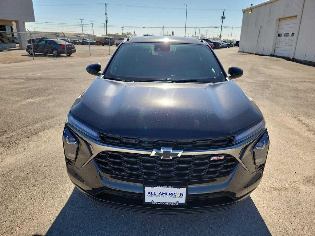 new 2025 Chevrolet Trax car, priced at $26,690