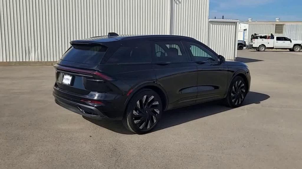 used 2024 Lincoln Nautilus car, priced at $56,000