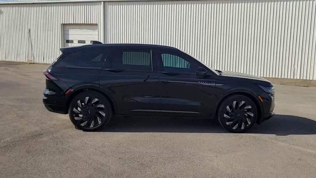 used 2024 Lincoln Nautilus car, priced at $56,000