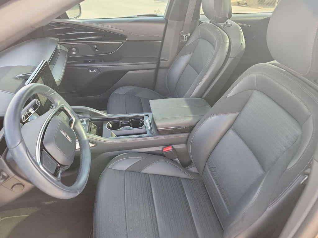 used 2024 Lincoln Nautilus car, priced at $56,000