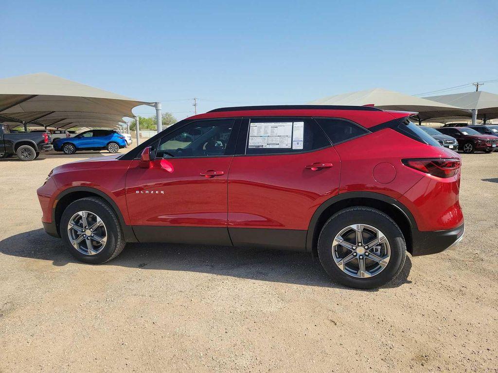 new 2025 Chevrolet Blazer car, priced at $37,715