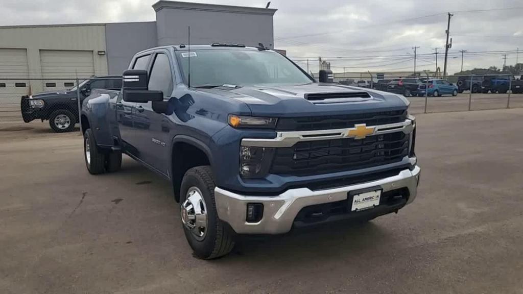 new 2026 Chevrolet Silverado 3500 car, priced at $76,565