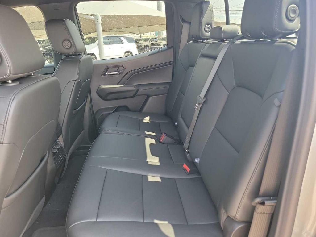 new 2026 Chevrolet Colorado car, priced at $40,665