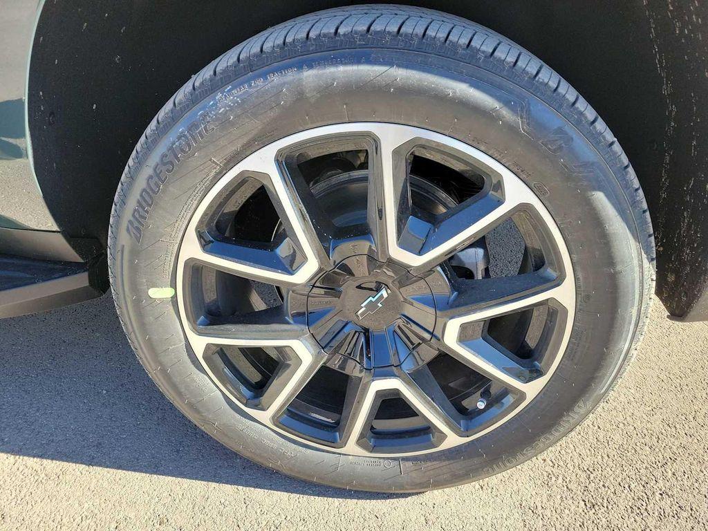 new 2026 Chevrolet Suburban car, priced at $88,790