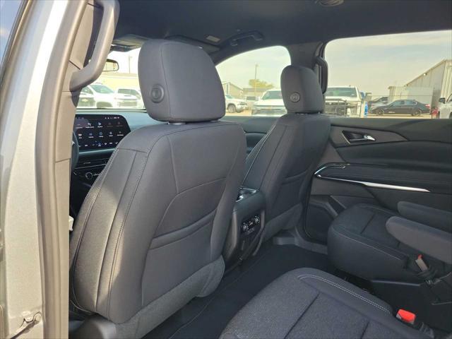 new 2025 Chevrolet Traverse car, priced at $42,695