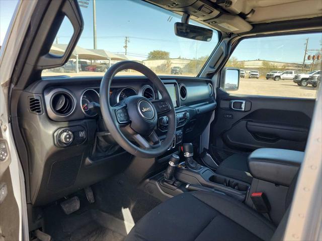 used 2023 Jeep Gladiator car, priced at $37,994