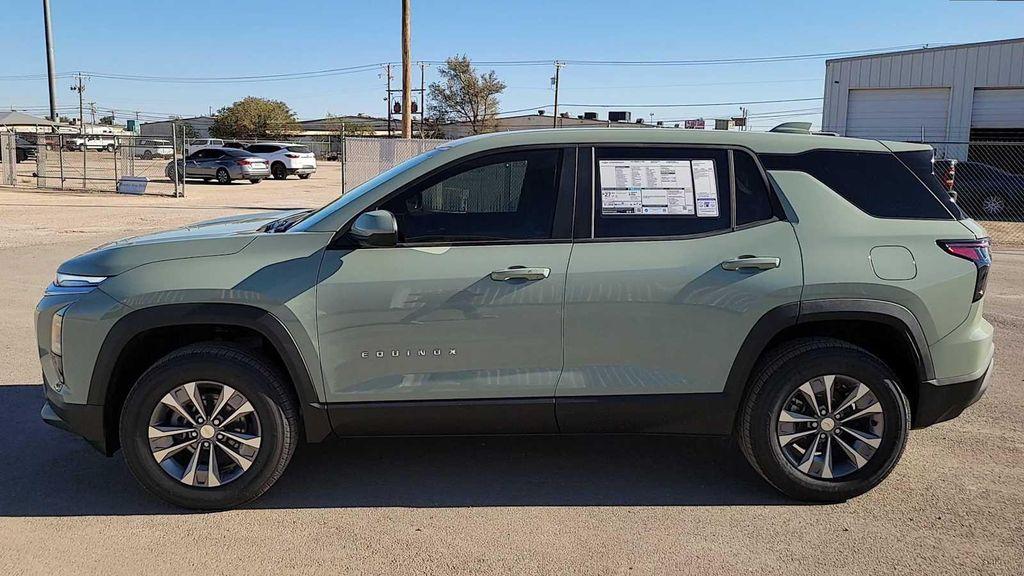 new 2026 Chevrolet Equinox car, priced at $30,495