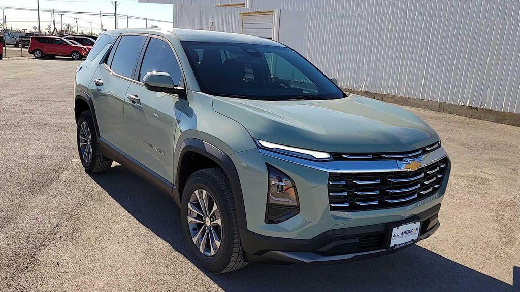 new 2026 Chevrolet Equinox car, priced at $30,495