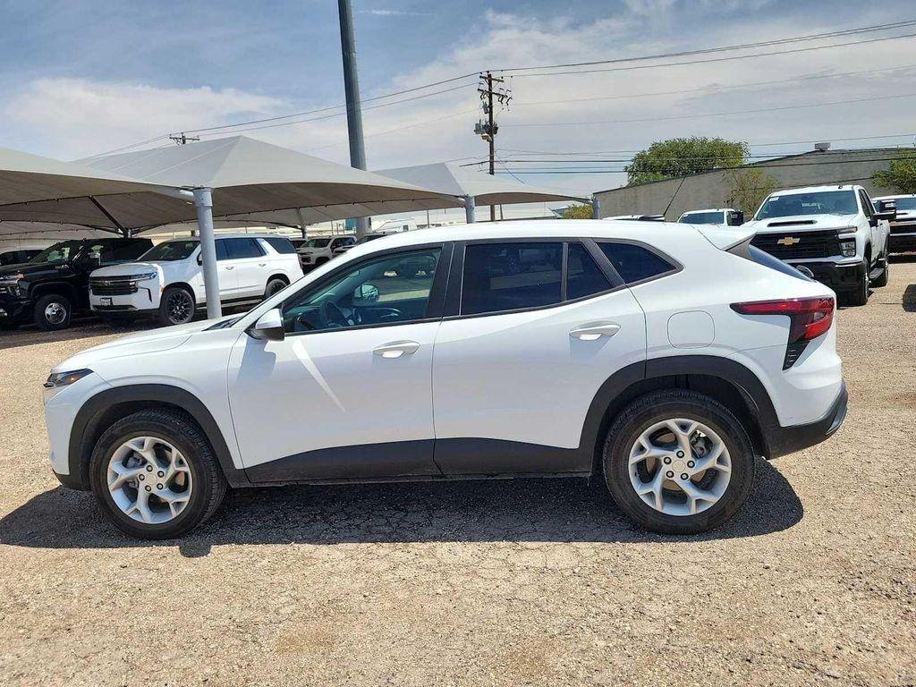 used 2024 Chevrolet Trax car, priced at $21,500