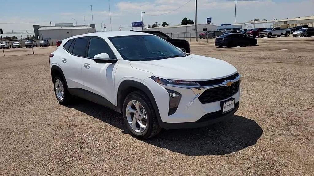 used 2024 Chevrolet Trax car, priced at $21,500