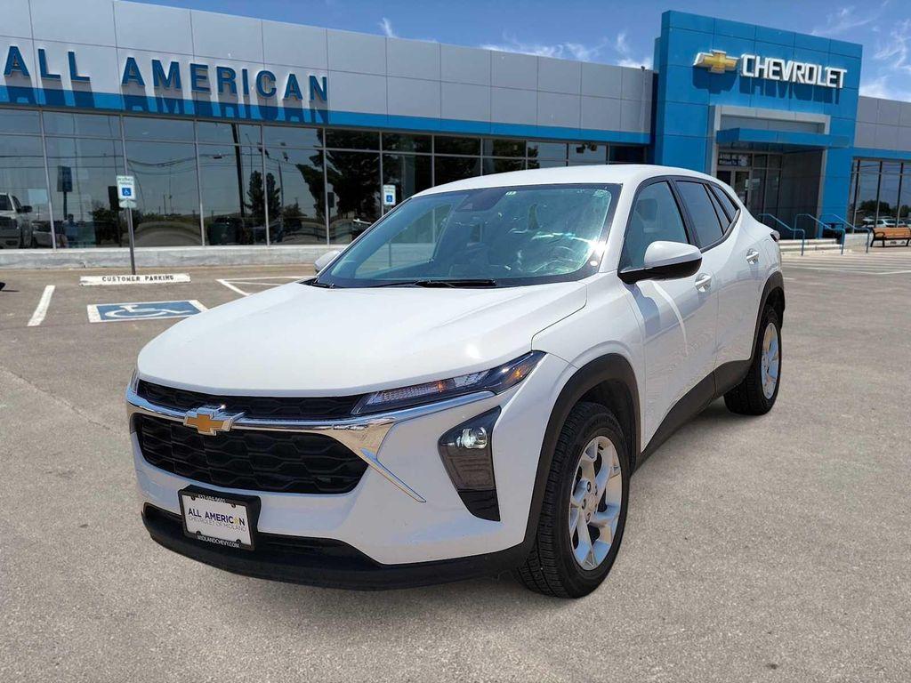 used 2024 Chevrolet Trax car, priced at $21,500
