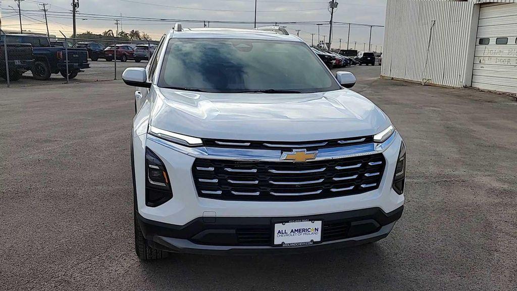 new 2026 Chevrolet Equinox car, priced at $34,190