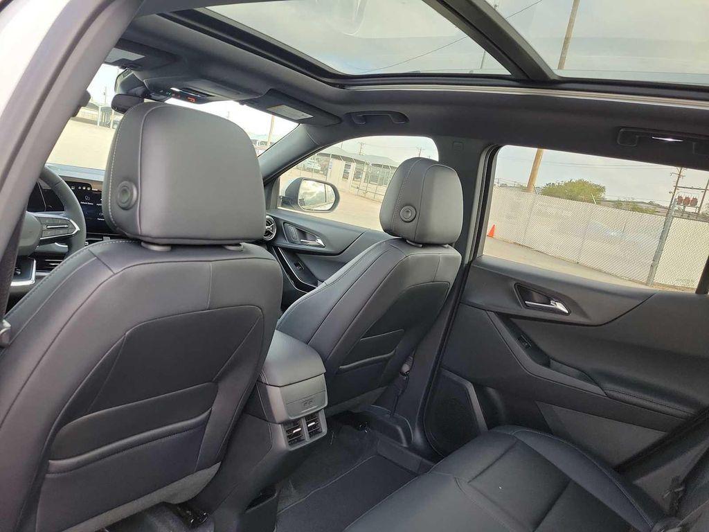 new 2026 Chevrolet Equinox car, priced at $34,190