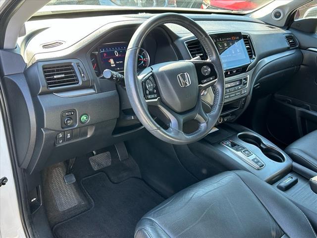 used 2022 Honda Pilot car, priced at $33,333