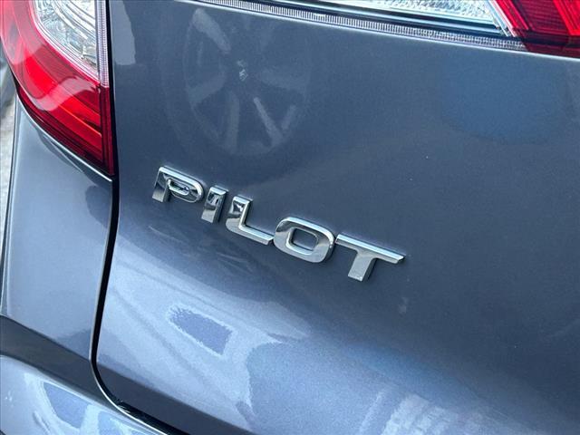 used 2022 Honda Pilot car, priced at $26,200