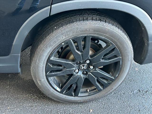 used 2021 Honda Pilot car, priced at $28,888