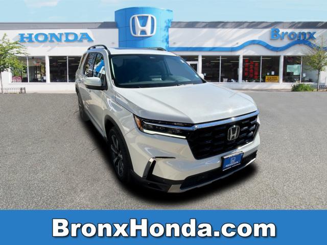 used 2023 Honda Pilot car, priced at $44,000