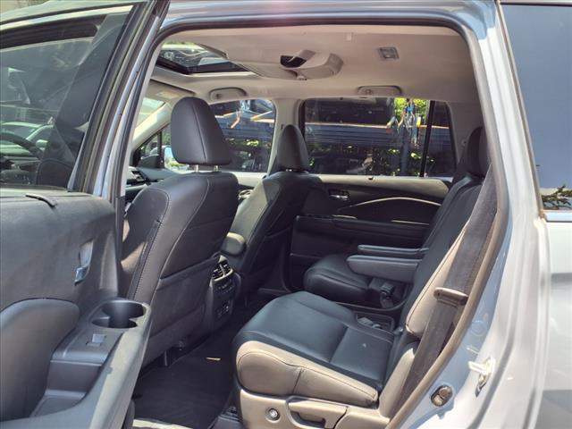 used 2022 Honda Pilot car, priced at $34,997