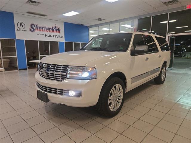 used 2013 Lincoln Navigator car, priced at $12,500