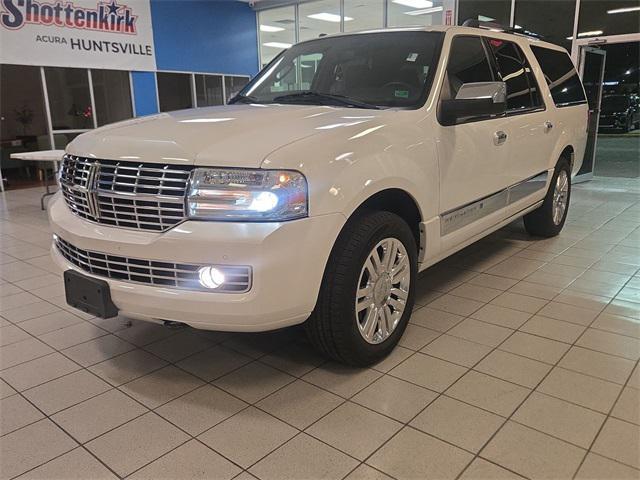 used 2013 Lincoln Navigator car, priced at $12,500