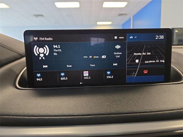 used 2023 Acura MDX car, priced at $43,290